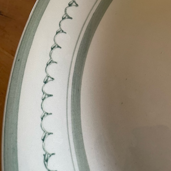 Green Thistle Round Platter - Picture 6 of 10